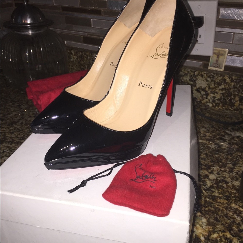 Stiletto - Picture 2 of 6